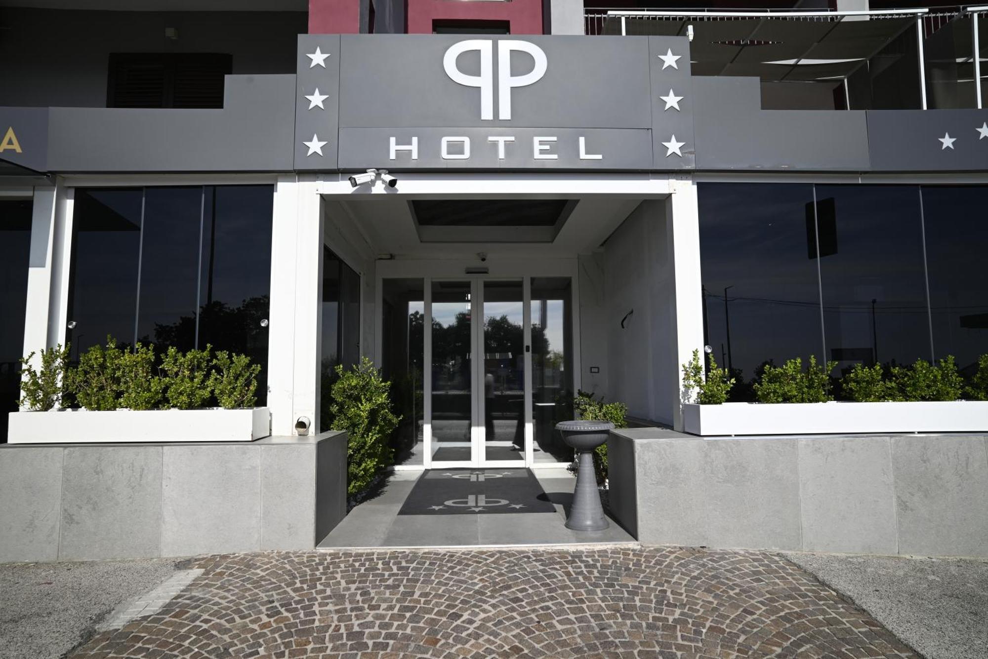 Puteoli Palace Hotel Pozzuoli Buitenkant foto