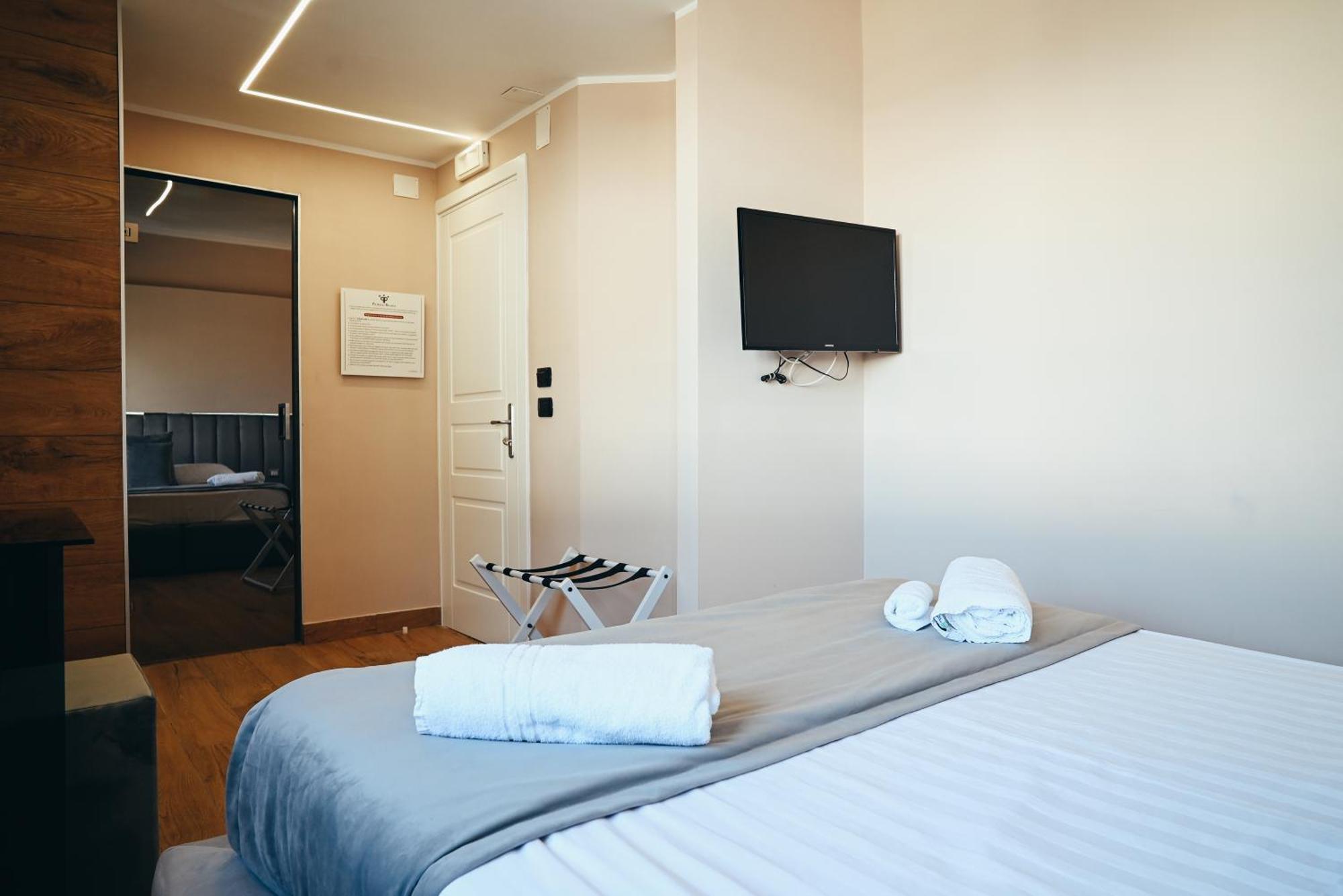 Puteoli Palace Hotel Pozzuoli Buitenkant foto