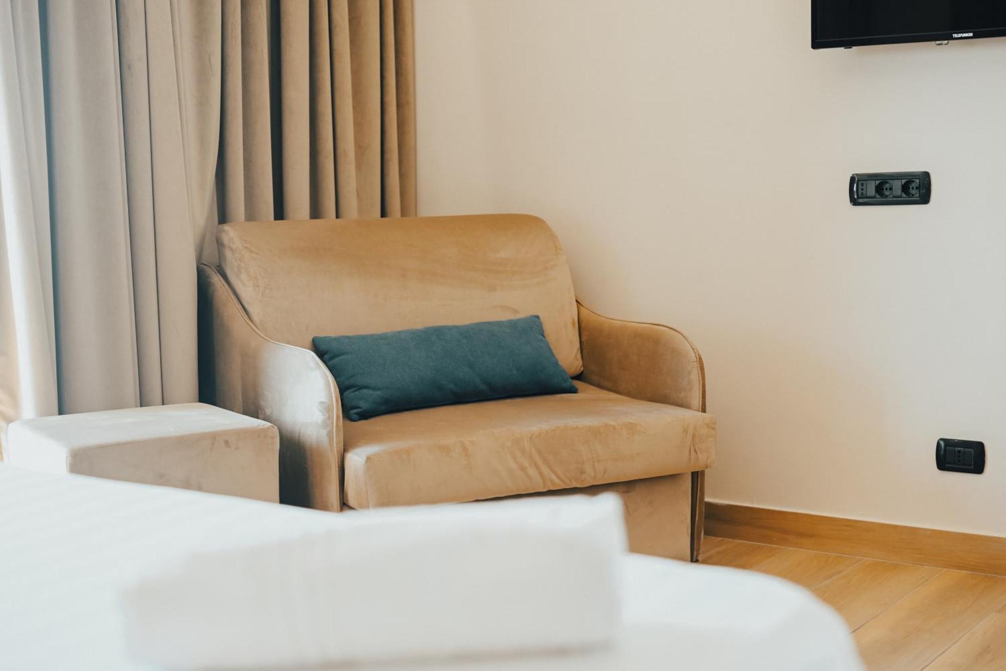 Puteoli Palace Hotel Pozzuoli Buitenkant foto